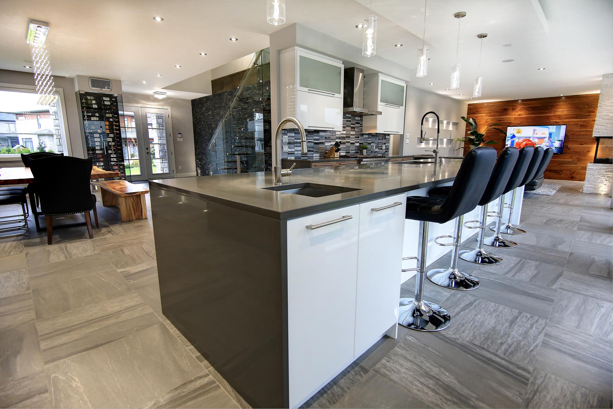 éclairages LED de salle à manger