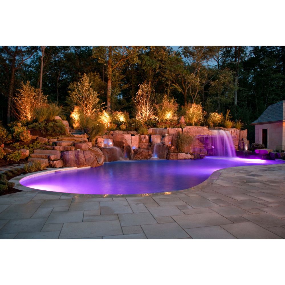 éclairages LED de piscine