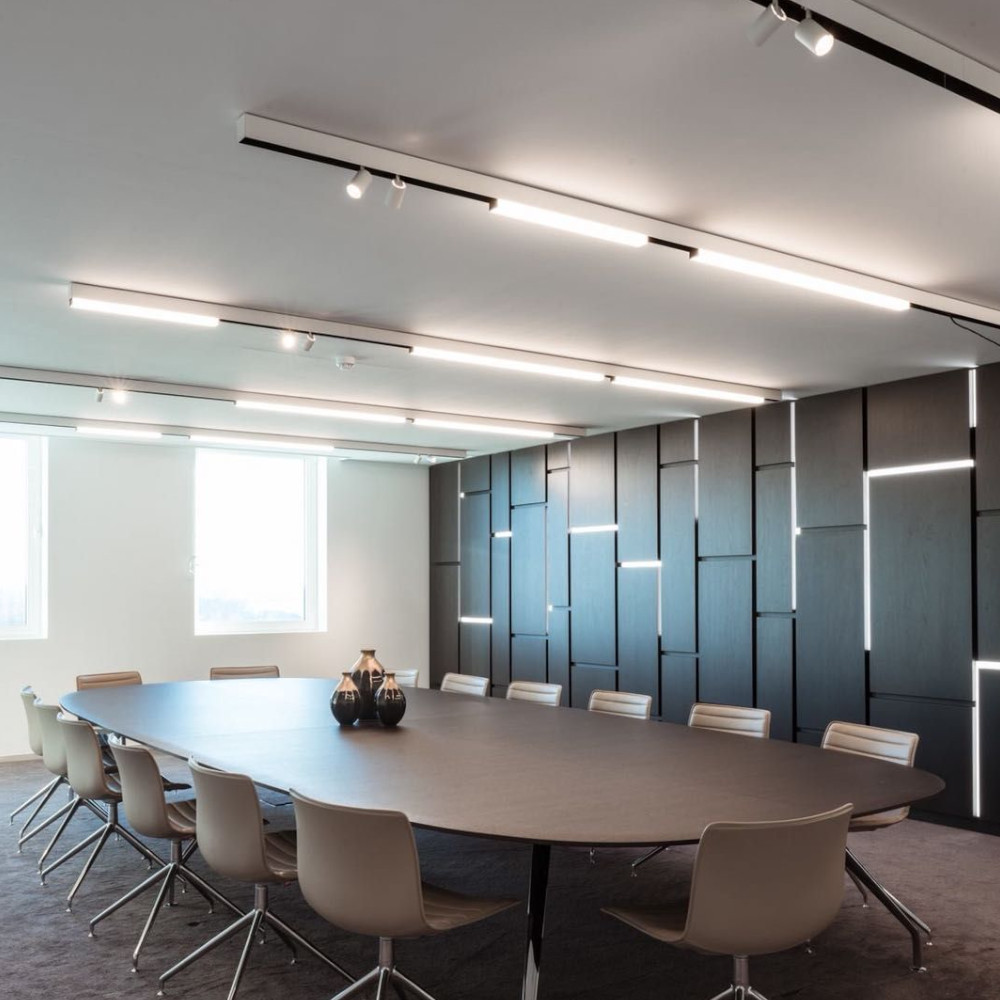 éclairages LED pour salle de conférence